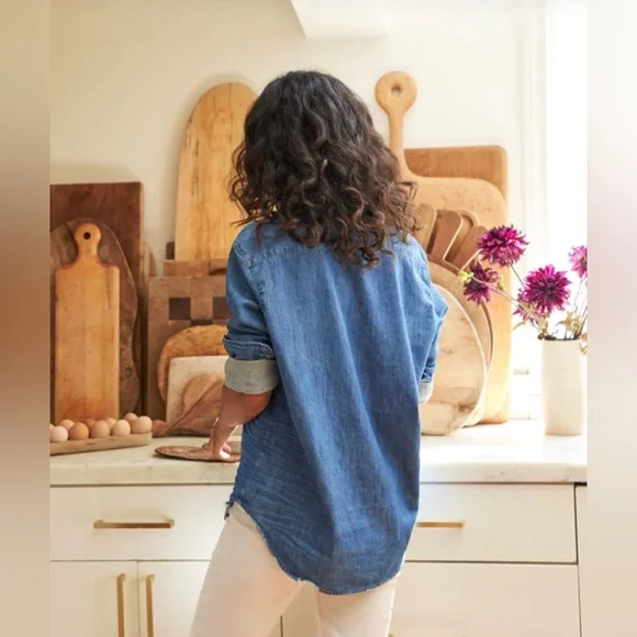 NEW Frank & Eileen Famous Denim Eileen Relaxed Shirt Vintage Stonewashed S - Picture 2 of 8